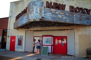 Randall Andrews and Robin Colonas outside the NEW ROXY in Clarksdale