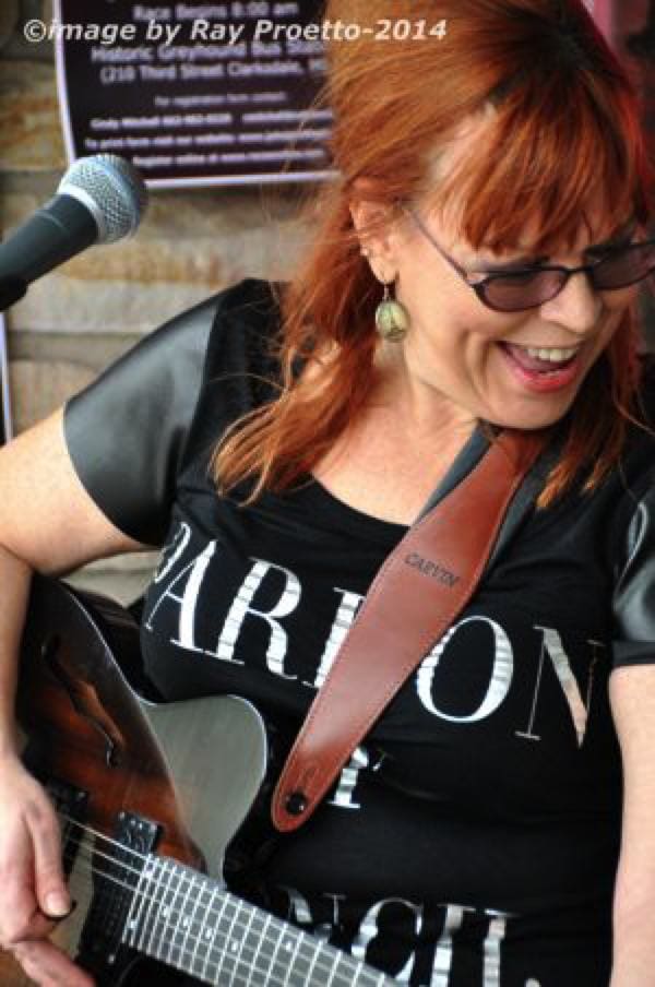 Liz Mandeville Enjoying HerselfLiz Mandeville Enjoying Herself Clarksdale Juke Joint Festival 2014